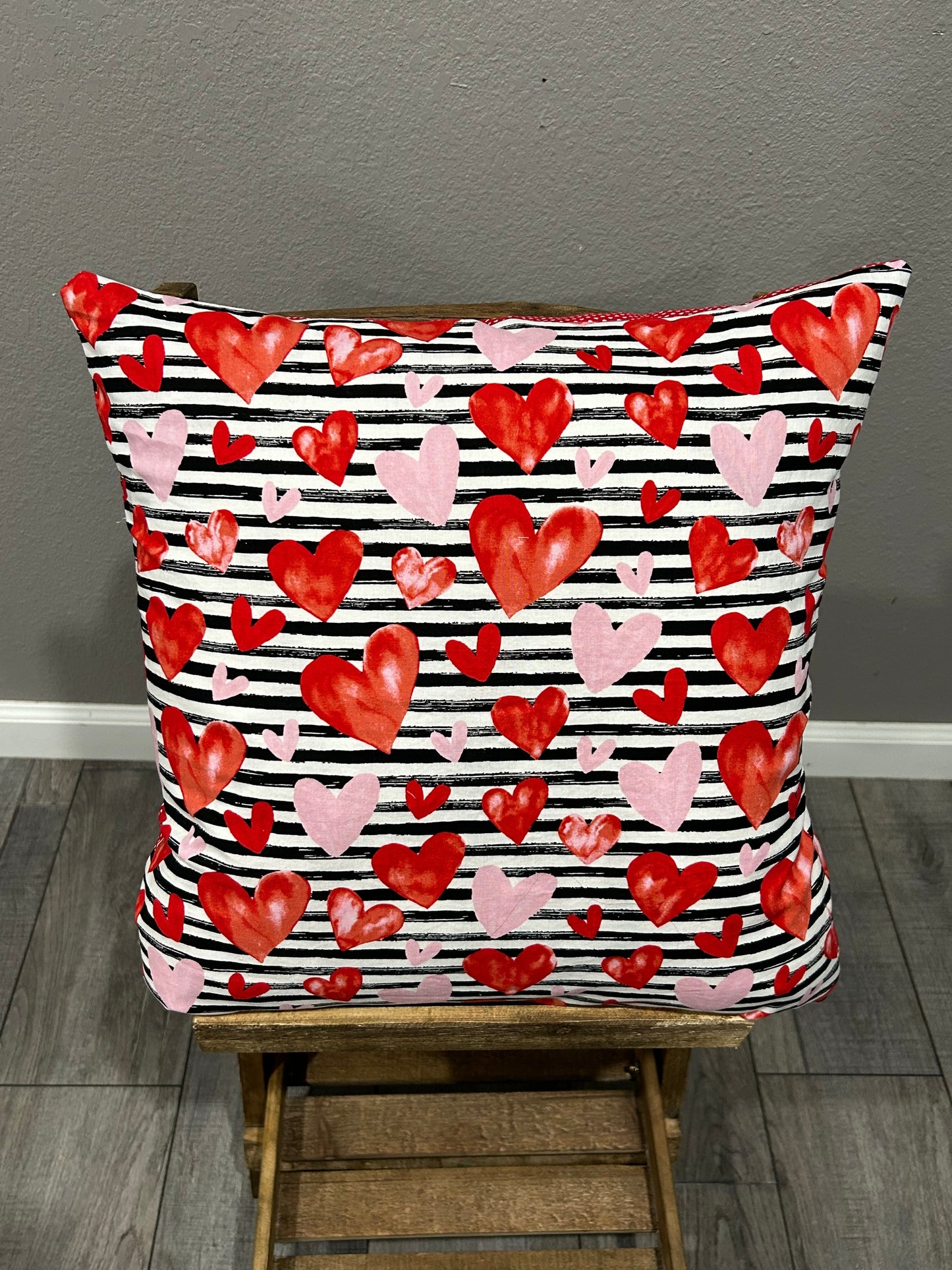 Red/Pink Hearts Decor Pillow Cover